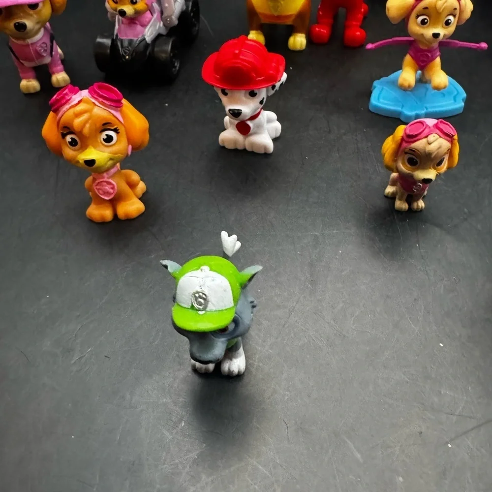 Paw Patrol Lot Of Sixteen Figures And Vehicles; Marshall, Skye, Rubble, Rocky - Picture 8 of 11